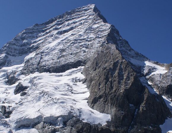 KOLAHOI GLACIER