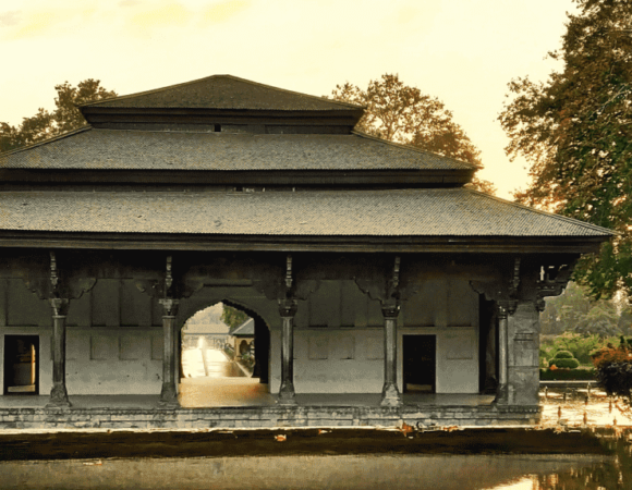 SHALIMAR BAGH IN SRINAGAR