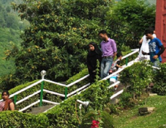 JHAROKHA MUGHAL GARDEN- SRINAGAR