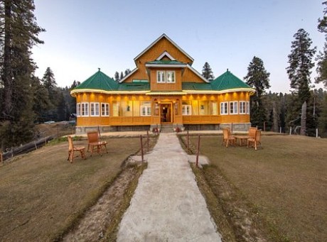 Gulmarg Ski Hill Resort Kashmirihills.com