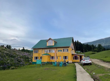 Hotel Green Park Gulmarg Kashmirhills.com