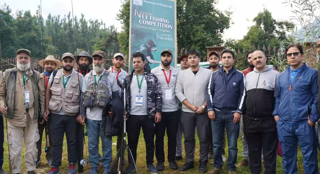 Angling _ Trout Fishing in Jammu and Kashmir Kashmirhills.com (1)