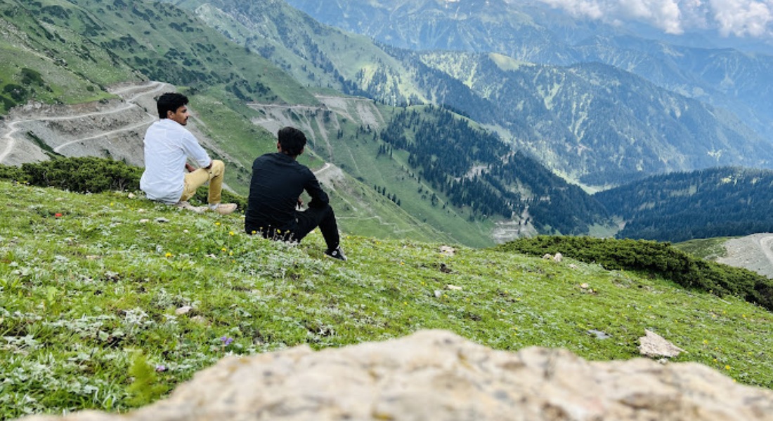 Attraction of Sinthan Top Kashmir hills.com