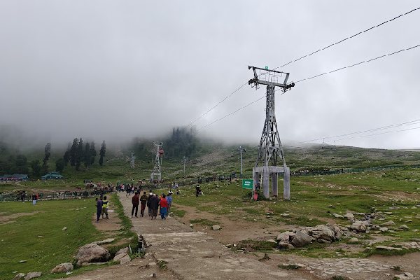 Apharwat Hill – Gulmarg KAshmirhills.com