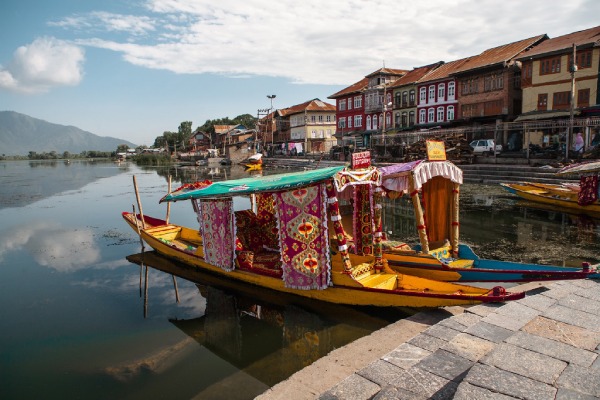 Dal Lake Kashmirhills.com