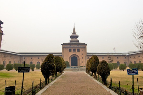 Jama Masjid – Srinagar Kashmirhills.com