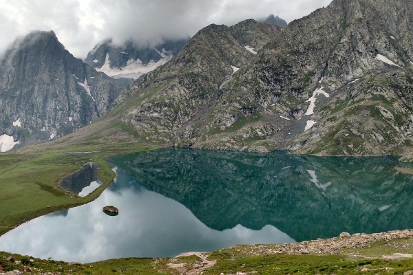 Krishnasar Lake Kashmirhills.com