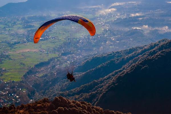 Paragliding Kashmirhills.com