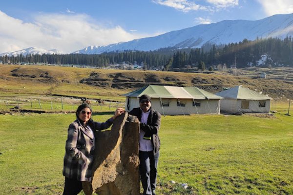 Strawberry Valley – Gulmarg Kashmirhills.com