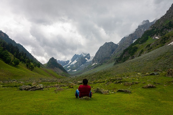 Thajiwas Glacier Sonamarg Kashmirhills.com