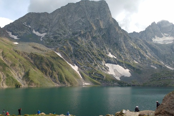 Vishansar Lake Kashmirhills.com