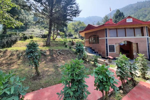 Zeashta Devi Shrine kashmir.com