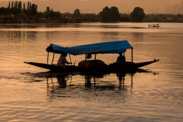 boating in kashmirhills.com