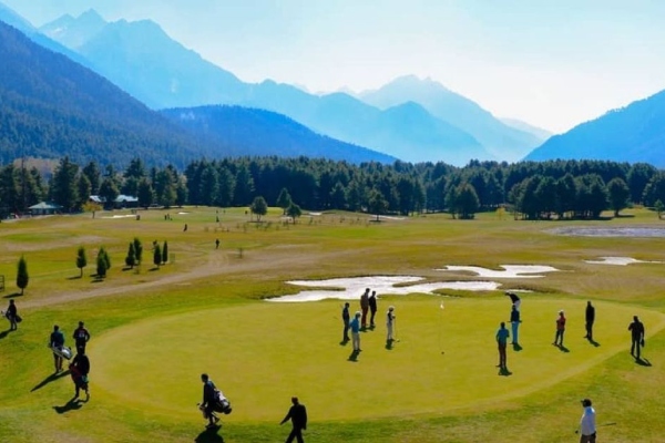 golf course Kashmirhills.com