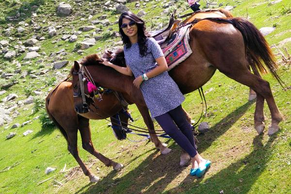 horse back riding Kashmirhills.com