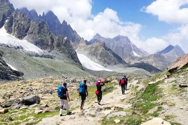 trekking in kashmirhills.com