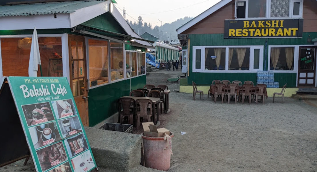 Most Popular Places & Restaurants to Eat in Gulmarg Kashmirhills.com