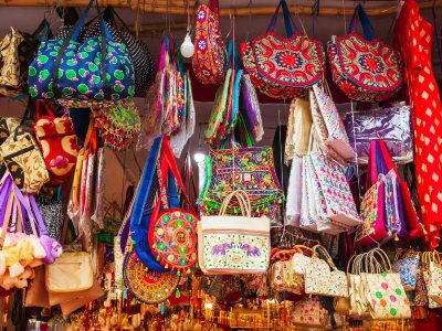 Sonmarg’s Vibrant Friday Market Kashmirhills.com