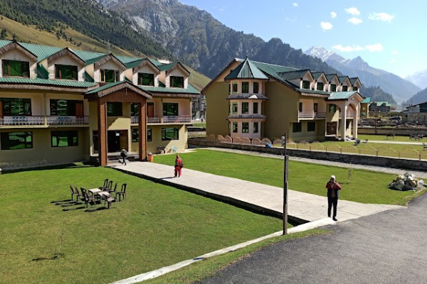 The Vista Restaurant Sonamarg