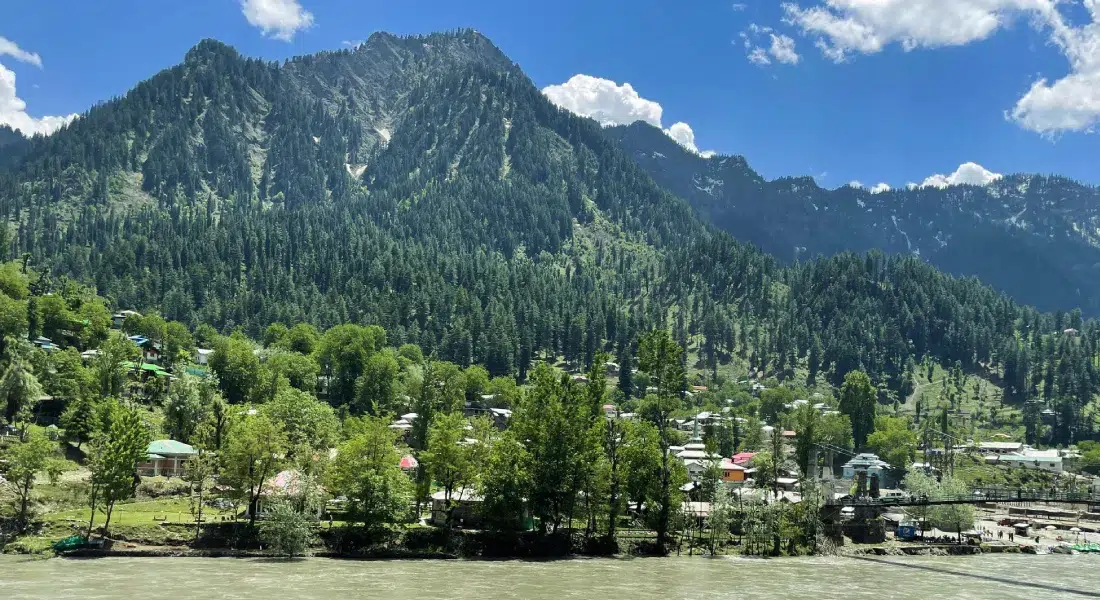 Why Choose Kashmir for a Destination Wedding kashmirhills.com