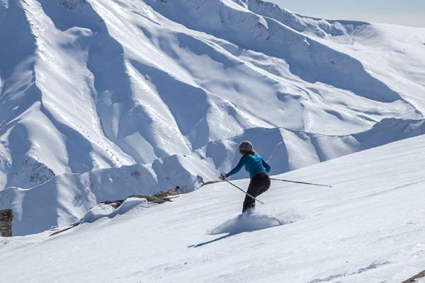 skiing in kashmirhills.com (2)