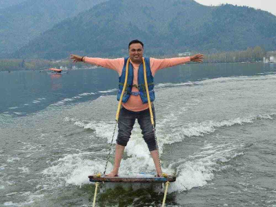 water skiing in kashmirhills.com (2)