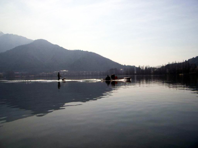 water skiing in kashmirhills.com